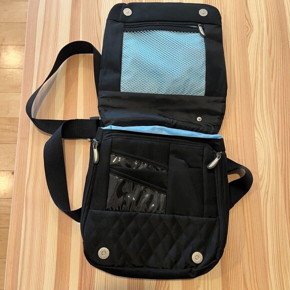 Travelon Black Travel Sling Crossbody Nylon Multi-Pocket Unisex Lightweight - Picture 2 of 10